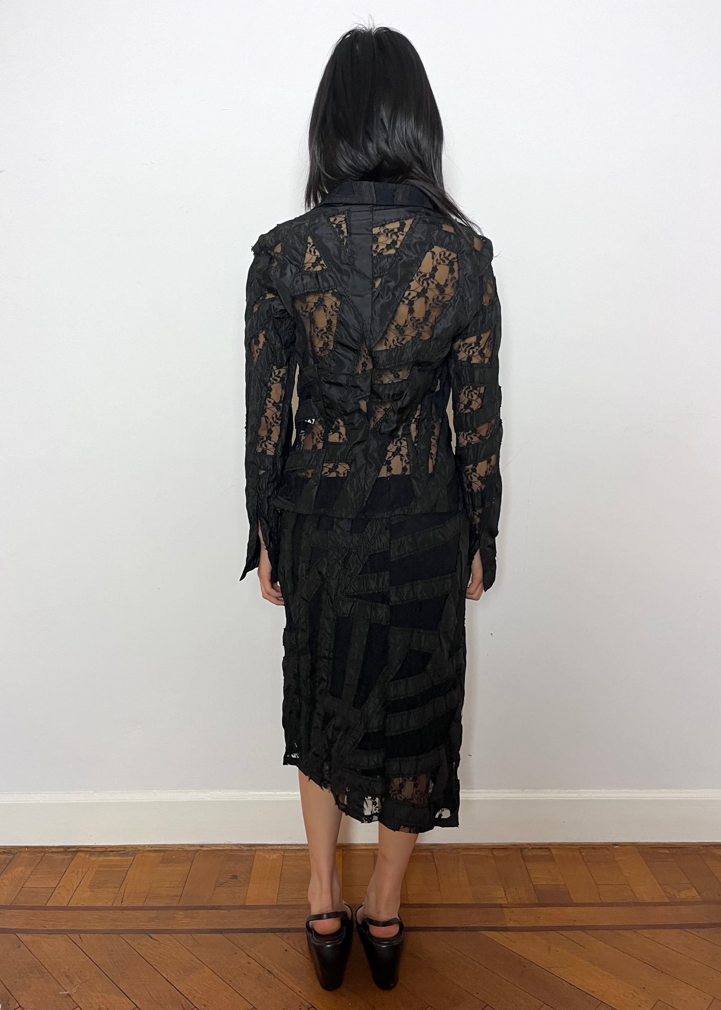 AMAYA ARZUAGA LACE SET - F/W 2002