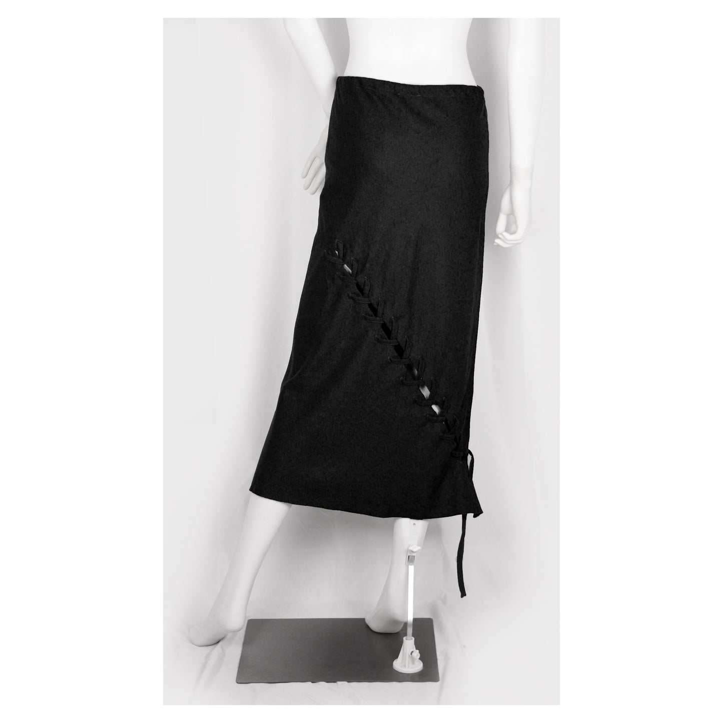 ANN DEMEULEMEESTER BLACK LACED-UP WOOL SKIRT - F/W 2006
