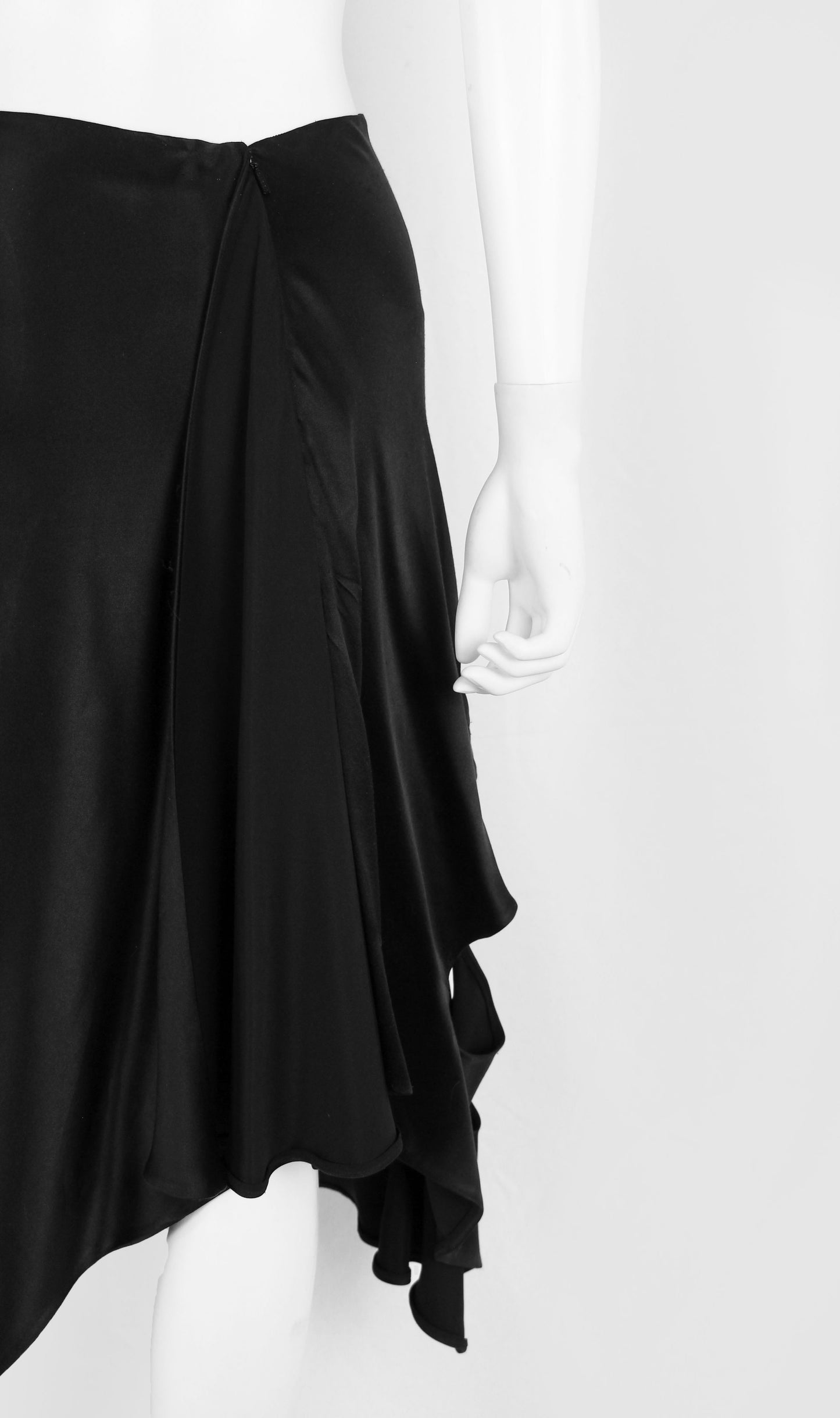 GUCCI BY TOM FORD FLOWER CUT-OUT SKIRT - S/S 2002
