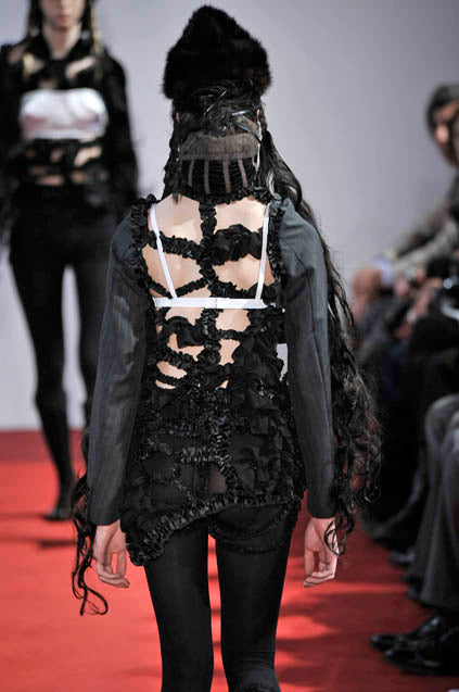 COMME DES GARÇONS B&W RUFFLE BAG - F/W 2008