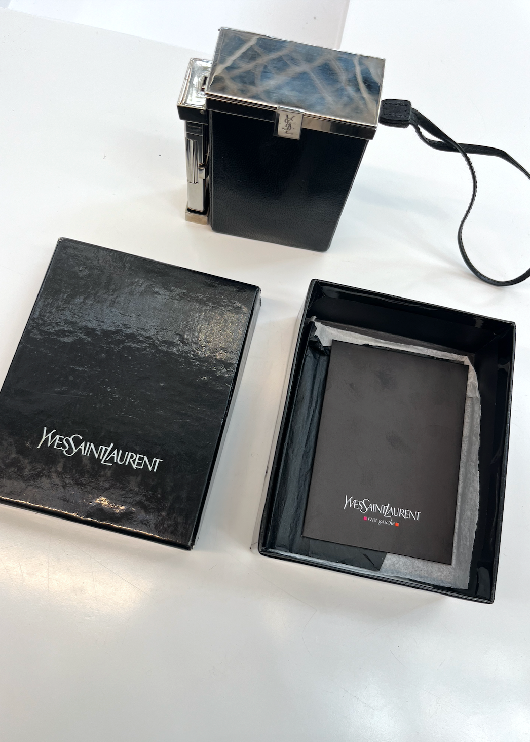 saint laurent cigarette box Yves Spring 2001 Case Compact case in cowhide leather made in collaboration with tsubota pearl. YVES SAINT LAURENT CIGARETTE CASE