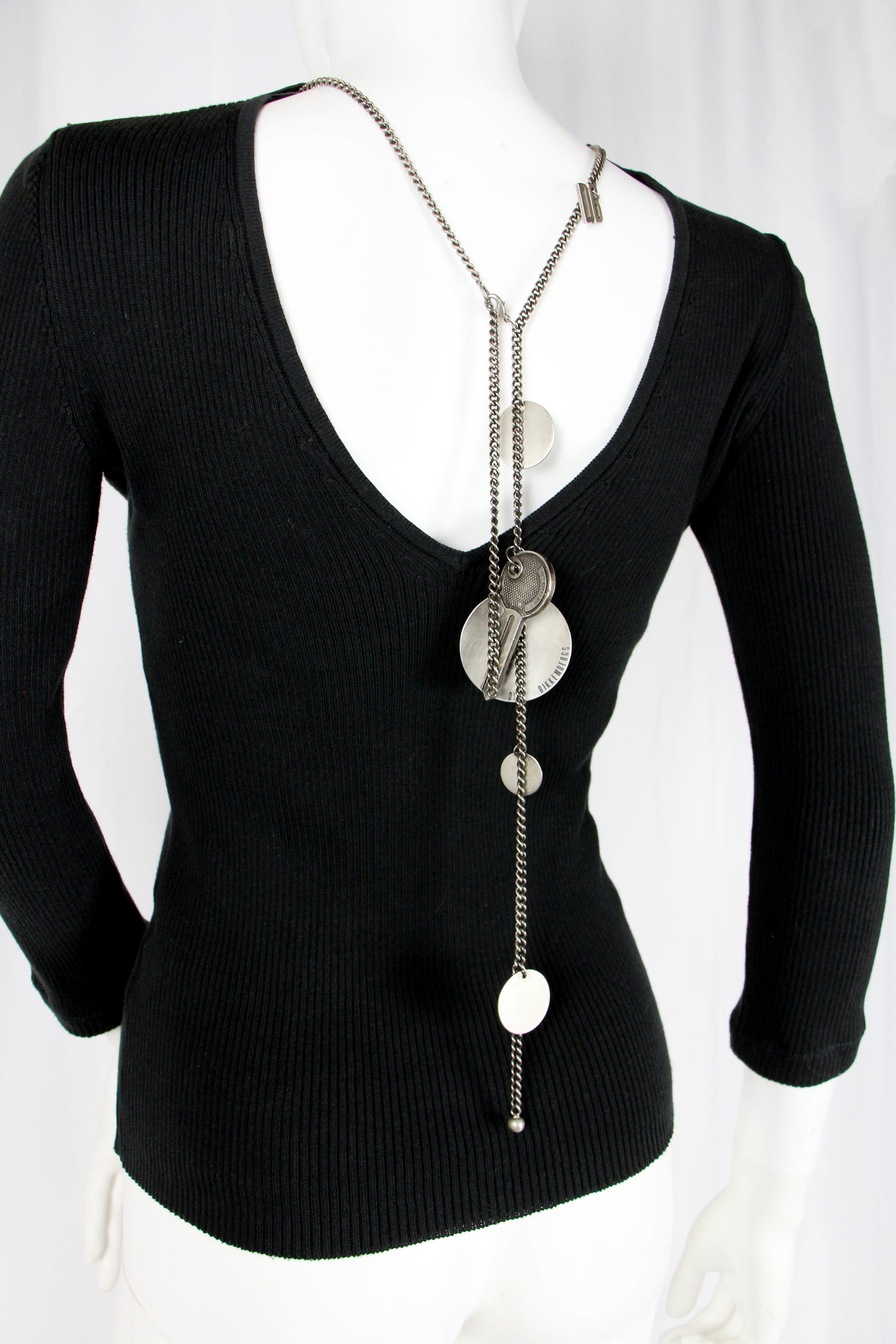 DIRK BIKKEMBERGS RIBBED TOP WITH CHAIN - S/S 2004
