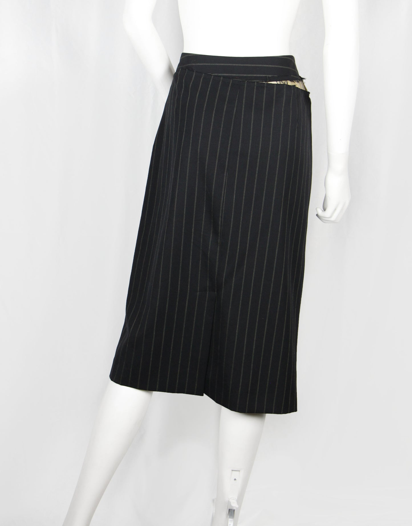 MAISON MARTIN MARGIELA PINSTRIPE SUIT WITH VISIBLE LINING - F/W 2003